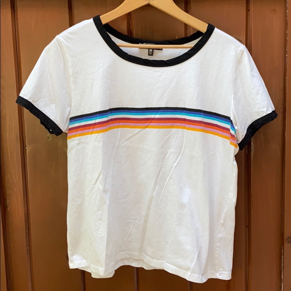 Colorful short sleeve top